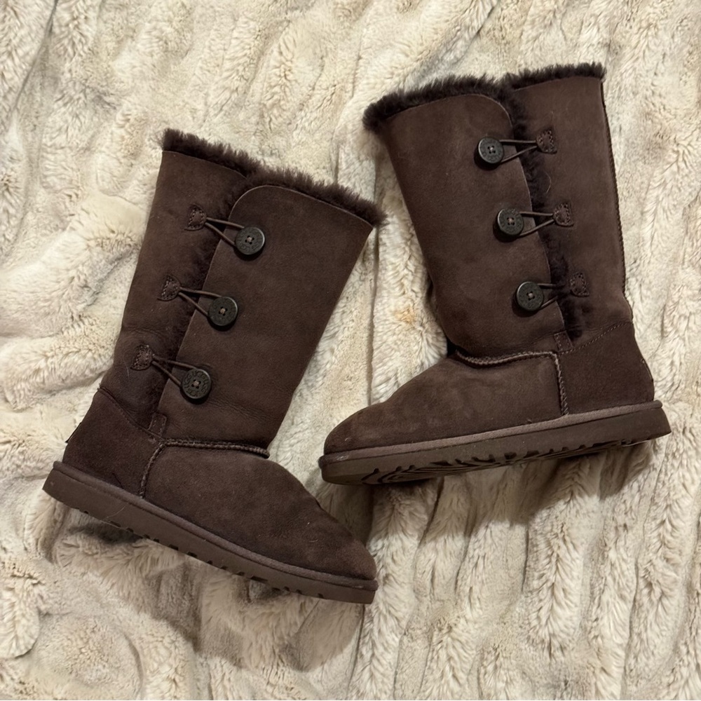UGG Bailey Button Triplet CHO Tall Boots Brown Size 5